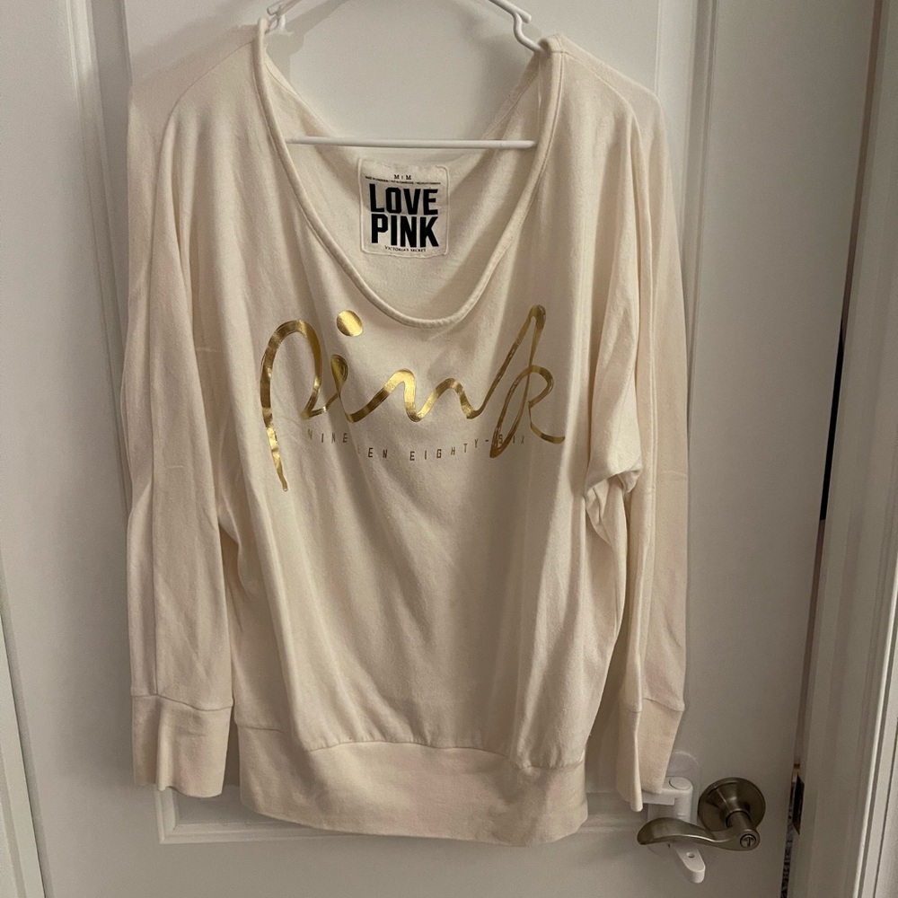 NWOT  Victoria’s Secret pink size medium